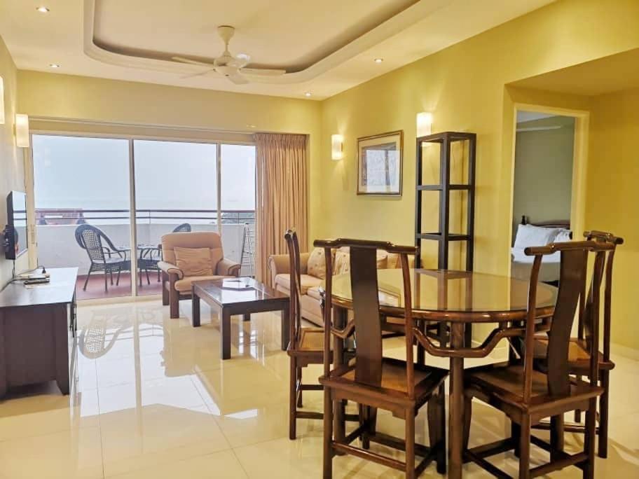 VIP Suite Seaview Batu Ferringhi 1003-2 Bedroom Esterno foto
